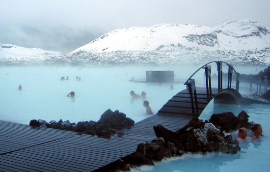 Top 10 Things To Do In Iceland Adventure Seeker Iceland S Most Famous Geothermal Pool Is The Country Top Tourist Attraction It Might Be Crowded And Expensive But There Nothing Like In World