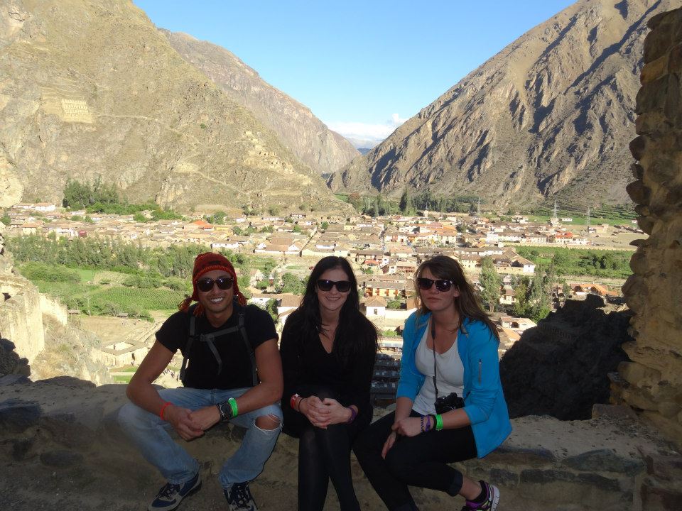 How to Meet Others While Travelling